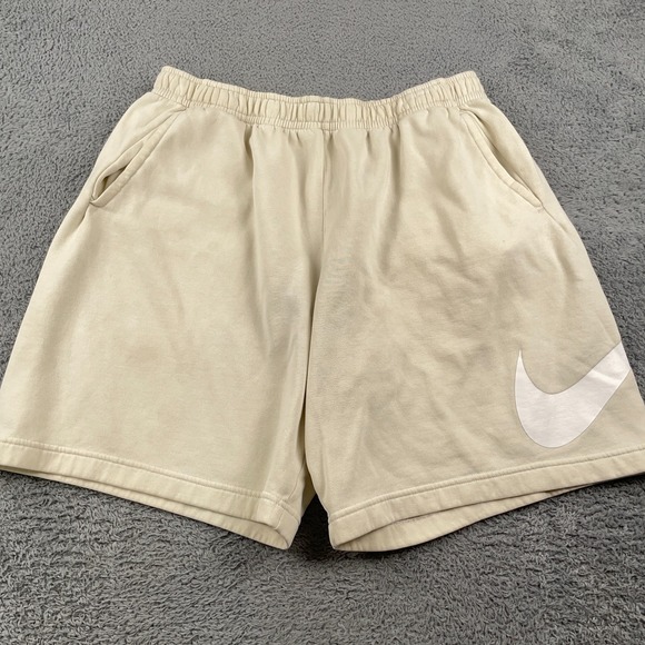 Nike Shorts Mens XL Cream Club Graphic Fleece Sweat Athletic Cotton Big Logo - Picture 1 of 10